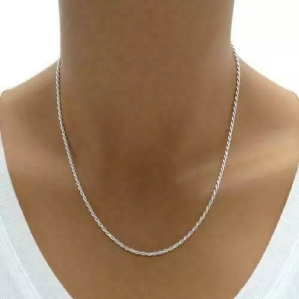 - 🌼 Sterling Silver .925 Diamond Cut Rope Chain 22”